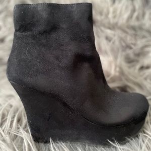 Nine West suede wedge boot